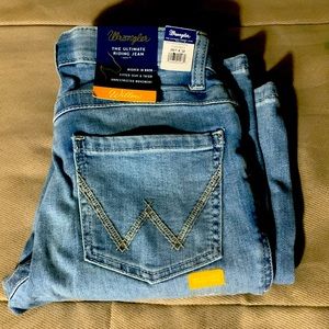 Bought these and ended up being too big. Brand new never worn